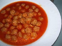 Köfteli Çorba Salçalı Tarifi ve Malzemeleri Köfteli Çorba Salçalı Tarifi ve Malzemeleri