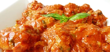 Salçalı Köfte Tarifi ve Malzemeleri Salçalı Köfte Tarifi ve Malzemeleri