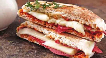 Salçalı Tost Tarifi ve Malzemeleri Salçalı Tost Tarifi ve Malzemeleri